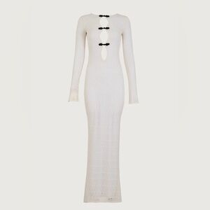 Slim Long-Sleeve White Knit Dress with Front Cutout